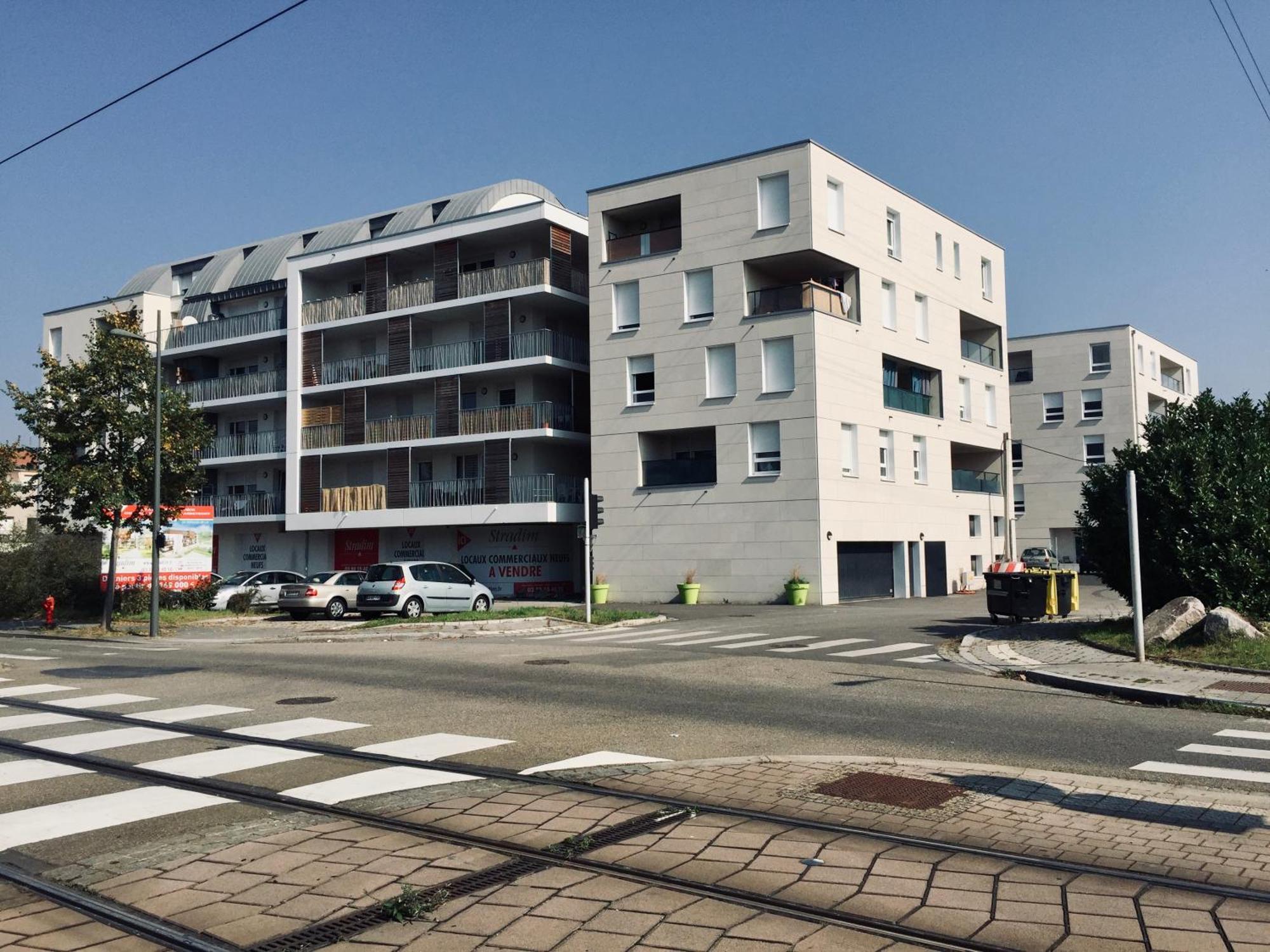 Le T2 Appartement Moderne Avec Terrasse Et Parking Strasbourg Bagian luar foto